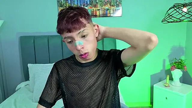 Snapshot of _camilo_ortiz chatting on April 2026 07:25:02 PM camilo ortiz online show from April 2026 07:25:02 PM