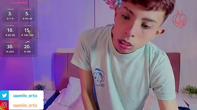 Snapshot of _camilo_ortiz chatting on April 2026 01:22:02 PM camilo ortiz online show from April 2026 01:22:02 PM