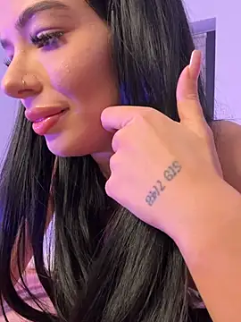 VivienDiamond online show from February 2026 10:39:01 PM