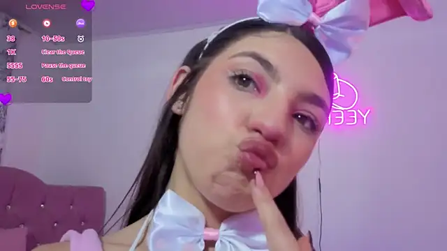 Snapshot of MAHYRA_TAY chatting on March 2026 07:19:01 PM MAHYRA TAY online show from March 2026 07:19:01 PM