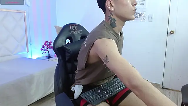 estefan tay online show from February 2026 03:10:01 AM