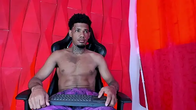 Nehemiaa boy online show from May 2026 03:05:01 PM