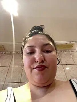 Snapshot of Amber_Sinn chatting on May 2026 11:28:02 AM Amber Sinn online show from May 2026 11:28:02 AM