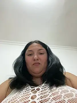 Snapshot of Amber_Sinn chatting on June 2026 07:17:01 PM Amber Sinn online show from June 2026 07:17:01 PM