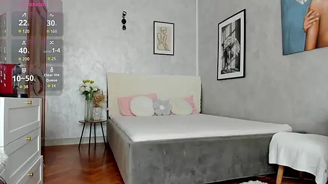 ElinaMoon  online show from June 2026 10:57:02 AM