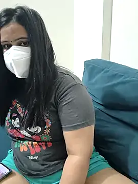 Snapshot of Siya__499 chatting on February 2026 06:59:02 PM Siya 499 online show from February 2026 06:59:02 PM