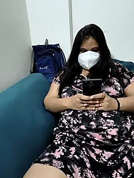 Snapshot of Siya__499 chatting on February 2026 02:24:02 PM Siya 499 online show from February 2026 02:24:02 PM