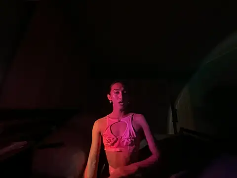 ByutiiKwiin online show from April 2026 01:49:02 PM