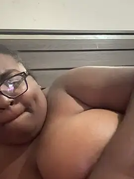 Snapshot of lanegriis1 chatting on March 2026 05:46:01 AM lanegriis1 online show from March 2026 05:46:01 AM