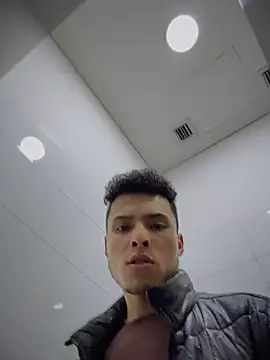 Eros lee online show from February 2026 11:56:01 PM