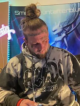 Smokebluntafterblunt online show from February 2026 02:24:01 PM