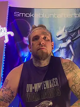 Smokebluntafterblunt online show from February 2026 01:17:01 AM