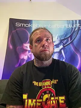 Smokebluntafterblunt online show from April 2026 09:01:02 AM