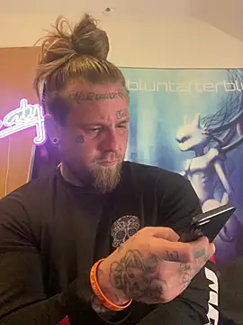 Smokebluntafterblunt online show from May 2026 10:32:02 AM