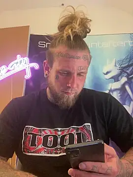 Smokebluntafterblunt online show from May 2026 12:38:01 AM