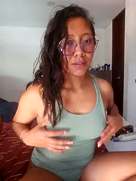 Snapshot of Camila_Lopez1 chatting on February 2026 03:19:02 PM Camila Lopez1 online show from February 2026 03:19:02 PM