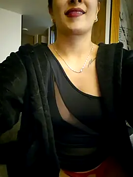 Snapshot of Paola_andrade chatting on February 2026 03:03:01 AM Paola andrade online show from February 2026 03:03:01 AM