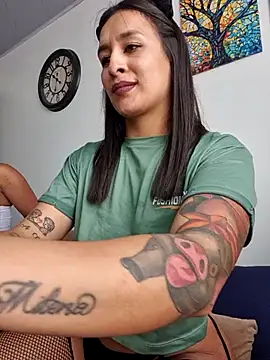 Snapshot of Paola_andrade chatting on February 2026 03:31:02 PM Paola andrade online show from February 2026 03:31:02 PM