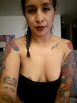 Snapshot of Paola_andrade chatting on March 2026 02:39:02 AM Paola andrade online show from March 2026 02:39:02 AM
