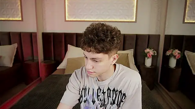 Snapshot of StefanBev chatting on March 2026 08:34:02 PM StefanBev online show from March 2026 08:34:02 PM