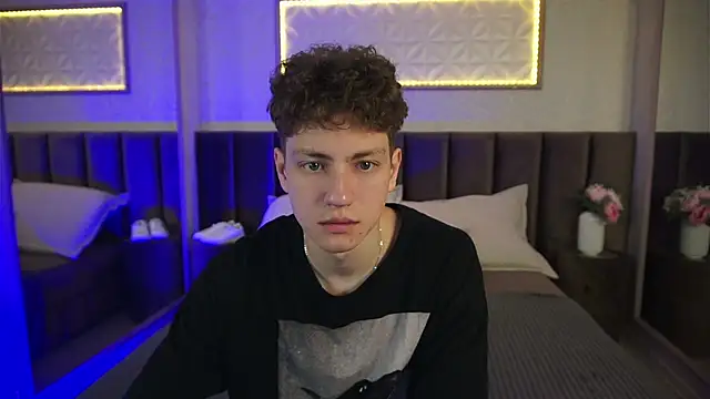 Snapshot of StefanBev chatting on March 2026 07:50:01 PM StefanBev online show from March 2026 07:50:01 PM