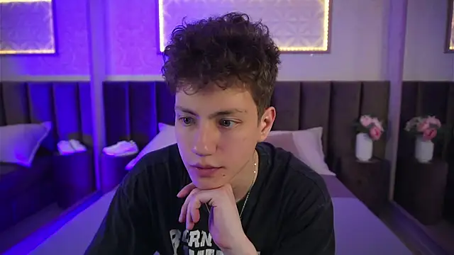 Snapshot of StefanBev chatting on March 2026 07:52:02 PM StefanBev online show from March 2026 07:52:02 PM