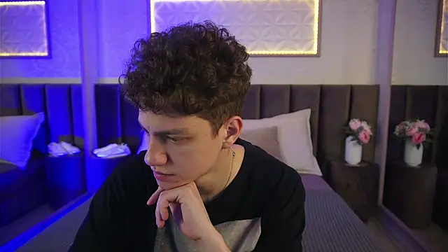 Snapshot of StefanBev chatting on March 2026 07:36:02 PM StefanBev online show from March 2026 07:36:02 PM