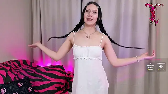 xdigitalxhoe online show from May 2026 08:38:02 PM