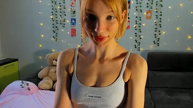 Kiracute18 online show from February 2026 03:46:01 AM