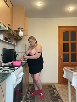 Snapshot of Mommy-girl-Lola chatting on February 2026 02:01:02 PM Mommy-girl-Lola online show from February 2026 02:01:02 PM