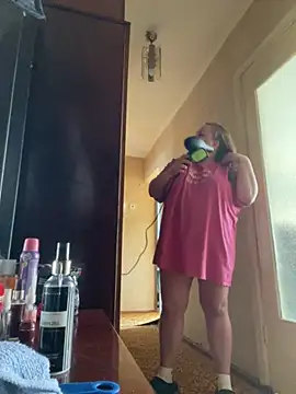 Snapshot of Mommy-girl-Lola chatting on March 2026 10:10:01 AM Mommy-girl-Lola online show from March 2026 10:10:01 AM