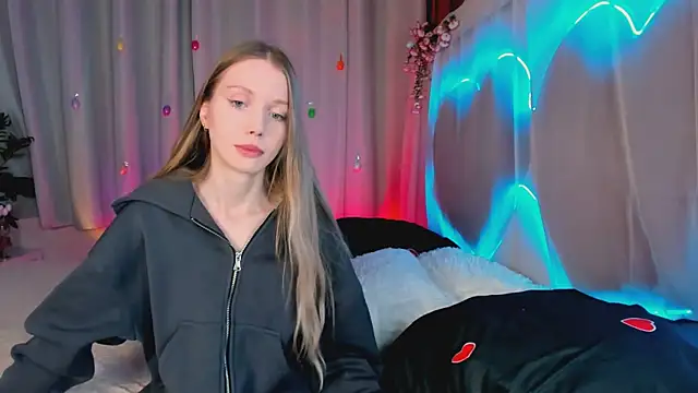 Snapshot of lada2k4 chatting on April 2026 06:03:01 AM lada2k4 online show from April 2026 06:03:01 AM