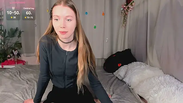 lada2k4 online show from May 2026 05:47:02 AM