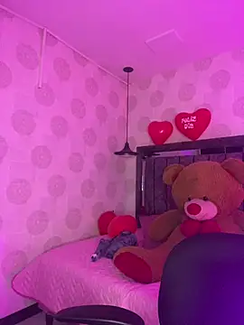 alahia pink online show from February 2026 05:16:02 AM