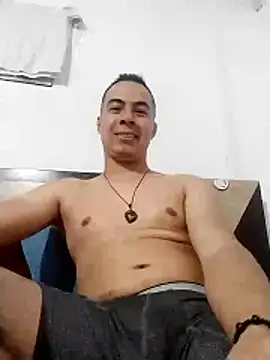 Georgelang online show from May 2026 11:13:01 PM