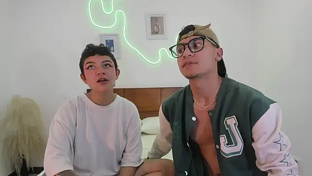 Snapshot of hardcoreheat_ind chatting on February 2026 10:59:01 PM hardcoreheat ind online show from February 2026 10:59:01 PM