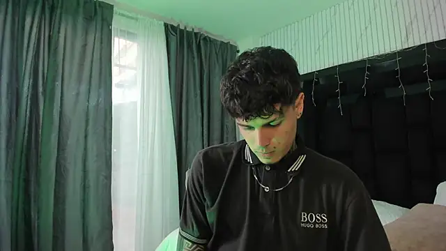 Declan-Foxx online show from April 2026 08:51:01 PM