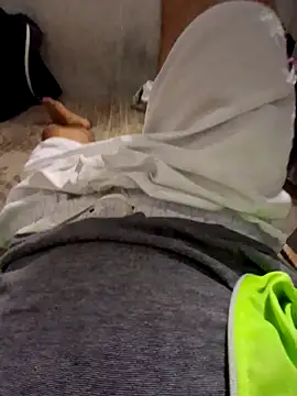 ReizinhoOh online show from February 2026 10:28:01 PM