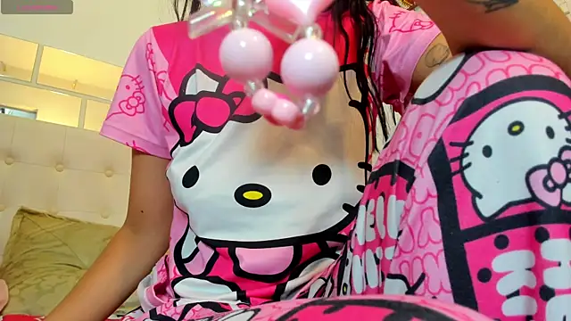 MiaEvans0 online show from July 2026 07:11:01 PM