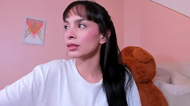 violeta rodriguezz online show from April 2026 05:44:02 PM