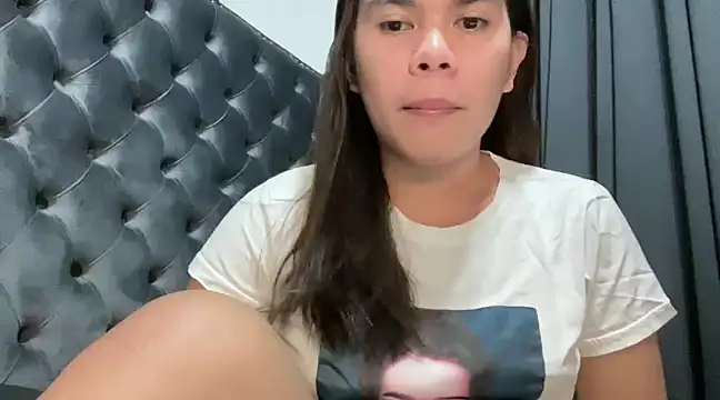 Snapshot of Mooree_naba chatting on January 2025 03:00:02 AM Mooree naba online show from January 2025 03:00:02 AM