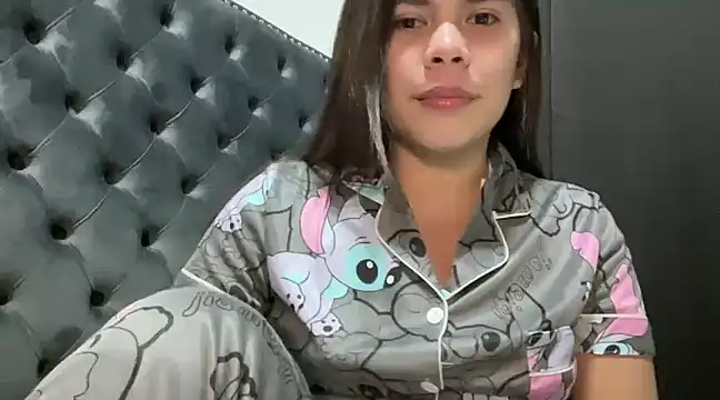 Snapshot of Mooree_naba chatting on February 2025 02:45:01 PM Mooree naba online show from February 2025 02:45:01 PM