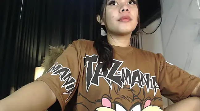 Snapshot of Mooree_naba chatting on March 2025 10:53:01 PM Mooree naba online show from March 2025 10:53:01 PM