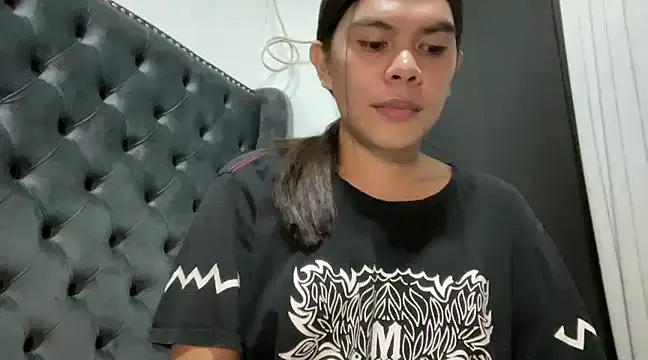 Snapshot of Mooree_naba chatting on March 2025 10:41:02 PM Mooree naba online show from March 2025 10:41:02 PM