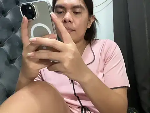 Snapshot of Mooree_naba chatting on December 2025 01:48:02 AM Mooree naba online show from December 2025 01:48:02 AM