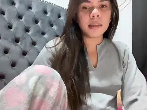 Snapshot of Mooree_naba chatting on February 2026 12:37:02 PM Mooree naba online show from February 2026 12:37:02 PM