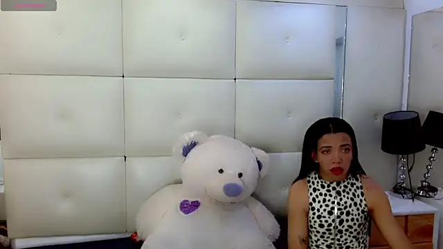 isahotx online show from February 2026 03:49:02 AM