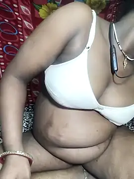 Snapshot of PRIYAGOYAL chatting on April 2026 05:20:02 PM PRIYAGOYAL online show from April 2026 05:20:02 PM
