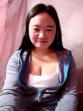 lisn-cute online show from April 2026 01:14:02 AM