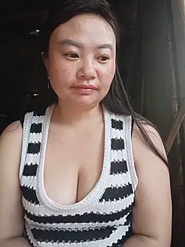 lisn-cute online show from May 2026 11:46:02 PM